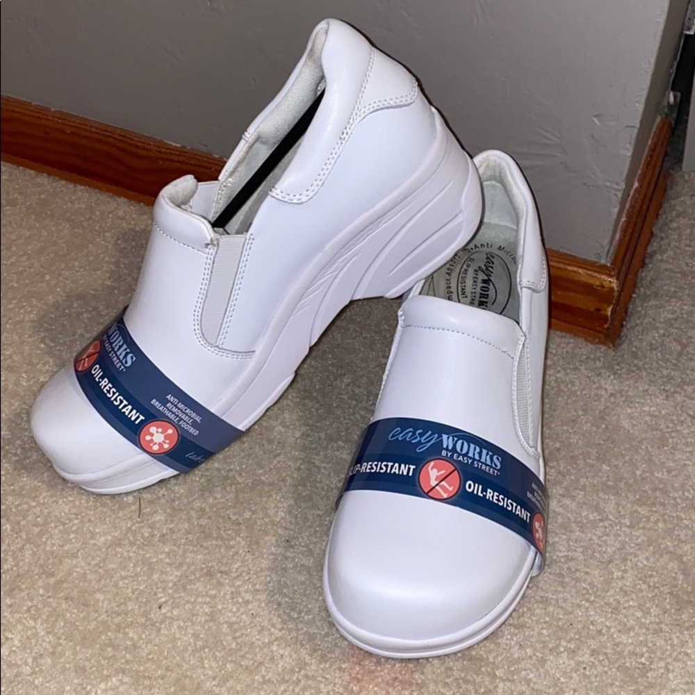 Easy Works by Easy Street White Clogs